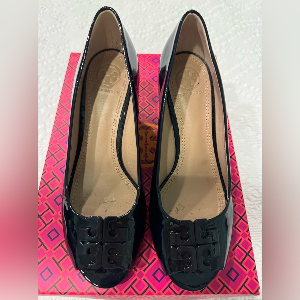 Tory Burch Lowell 2 65mm Peep-Toe Wedge Bright Navy Size 6